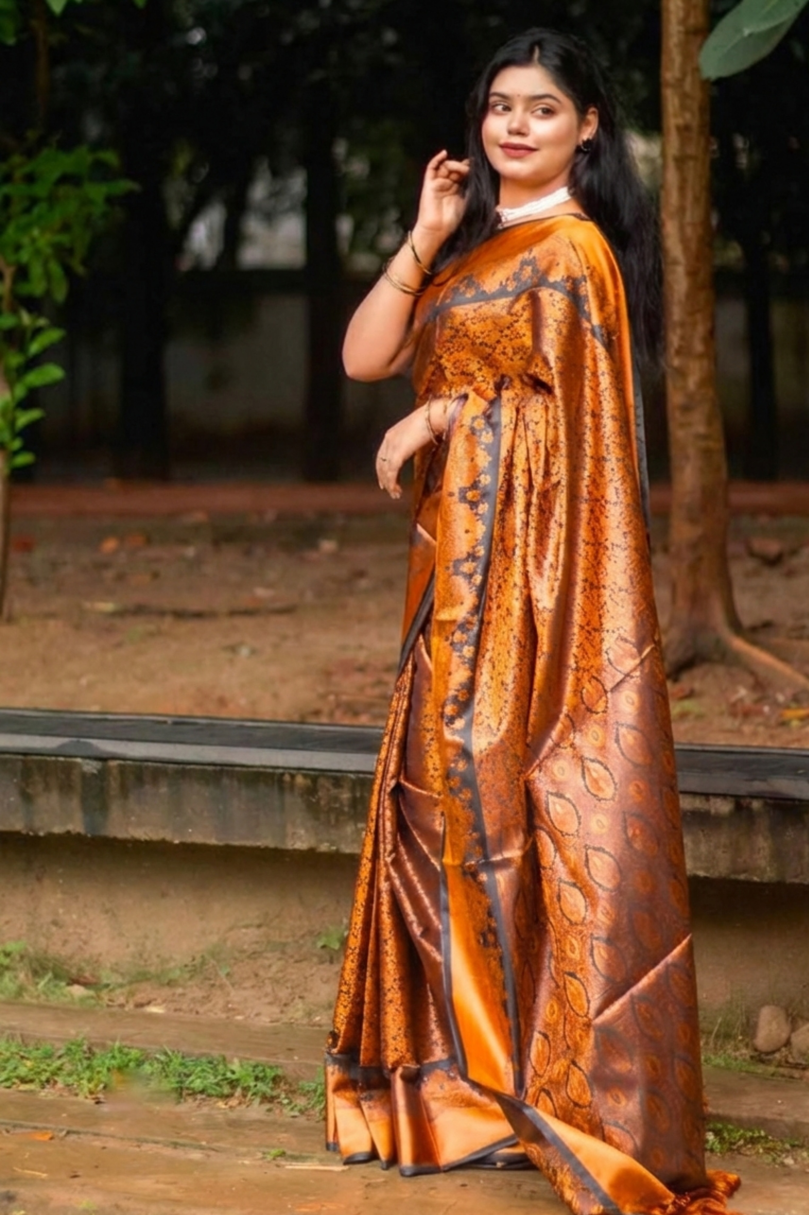 রয়্যাল লুকের প্রিমিয়াম কাঞ্জিভরম শাড়ি